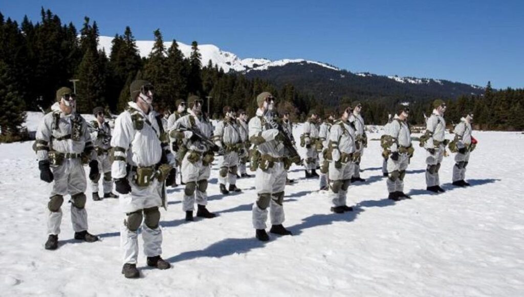 Στο Περτούλι έλαβε χώρα η απαιτητική χειμερινή εκπαίδευση της ΣΜΥ – Εικόνες που εντυπωσιάζουν
