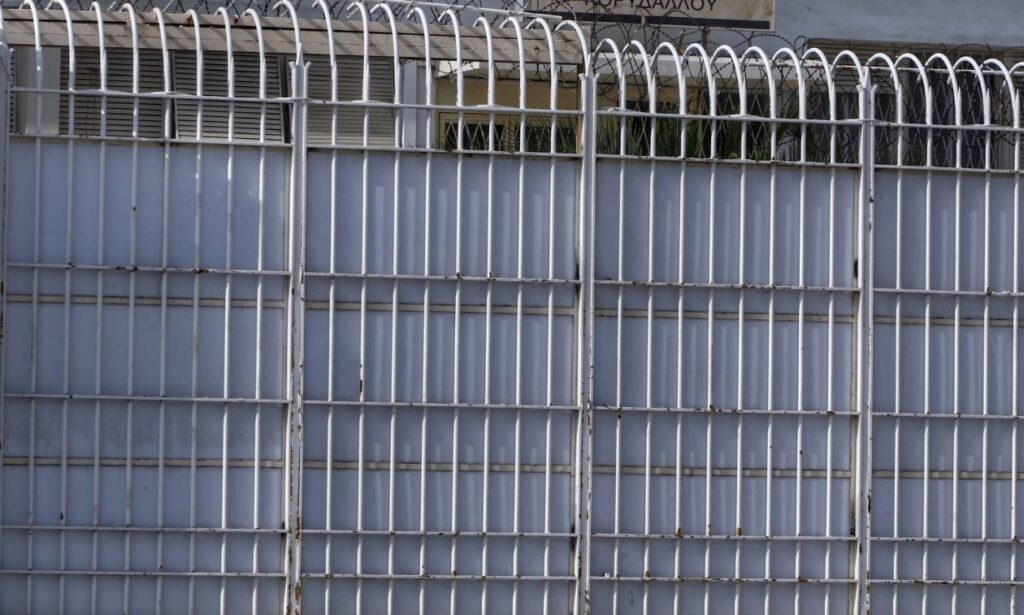 Απέδρασε κρατούμενος από τις αγροτικές φυλακές Κασσάνδρας