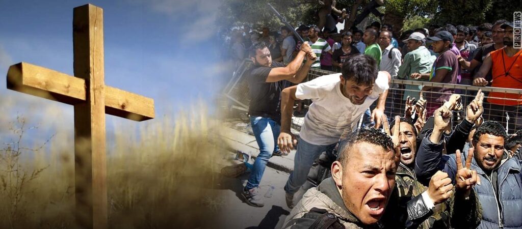 Συγκλονιστικό βίντεο από Λέσβο: Πολίτες ψάλλουν «Τη Υπερμάχω» κόντρα σε ΜΚΟ & αλλοδαπούς – Αγιασμός στον Σταυρό