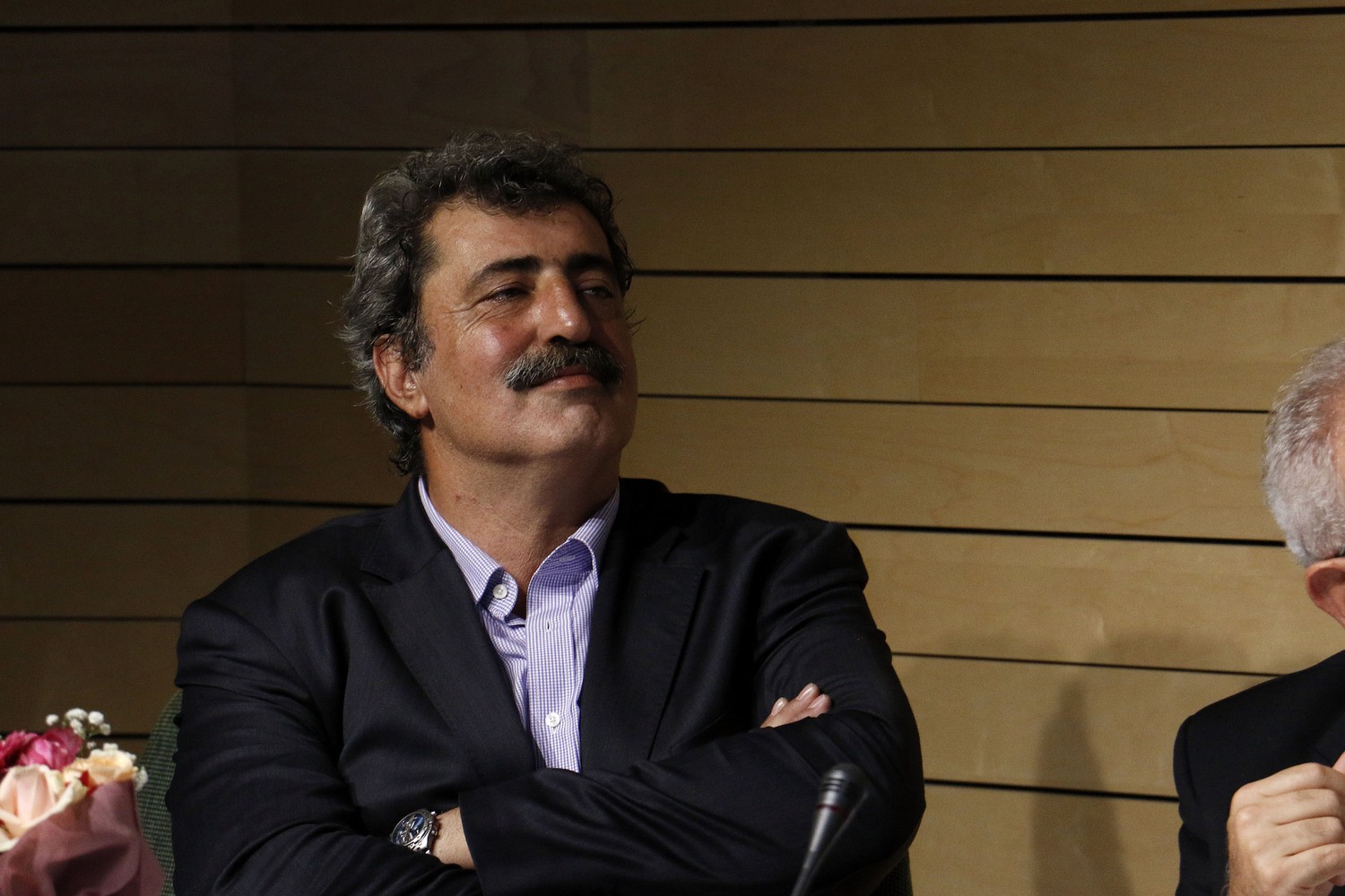 Επίθεση με βόμβα μολότοφ στο σπίτι του Π.Πολάκη
