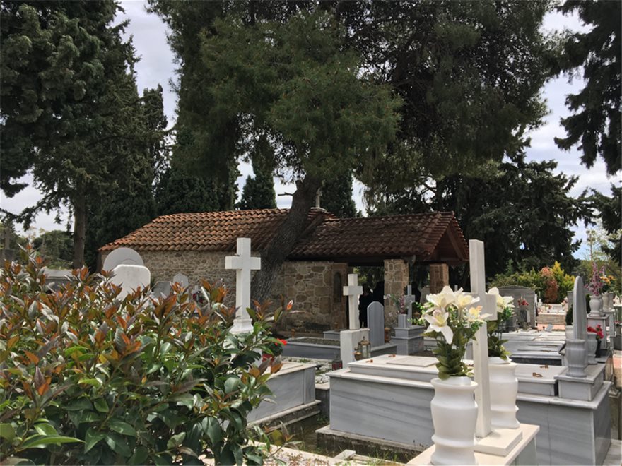 Χαλάνδρι: Θρήνος στο «τελευταίο αντίο» του 4χρονου Βασίλη (φωτο)