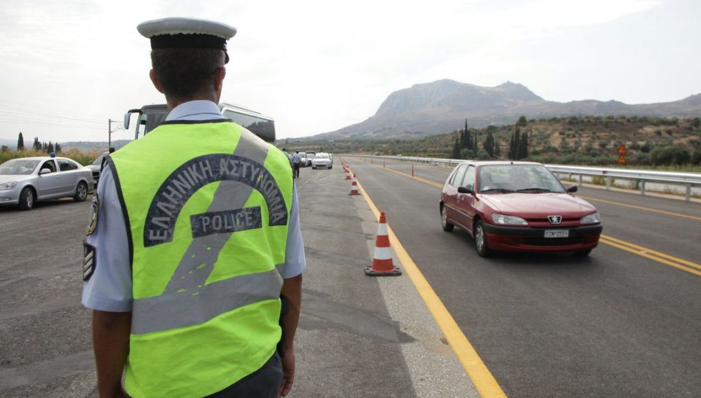 Αυξημένα μέτρα αστυνόμευσης για το Πάσχα- Έντονη η παρουσία της τροχαίας