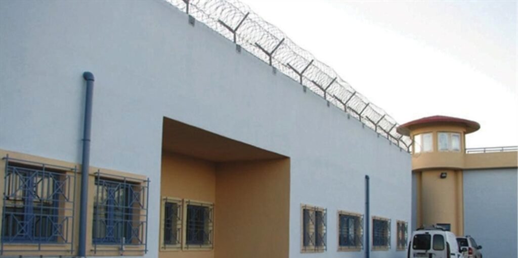 Κρήτη: Εξέγερση κρατουμένων στις κλειστές φυλακές Χανίων