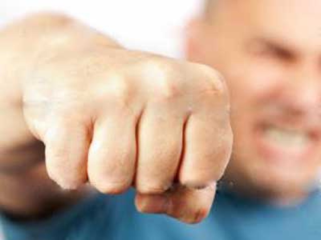 Σύντροφος πασίγνωστου μπασκετμπολίστα τον καταγγέλλει για ξυλοδαρμό – Στη δημοσιότητα φωτογραφίες της (φωτο)