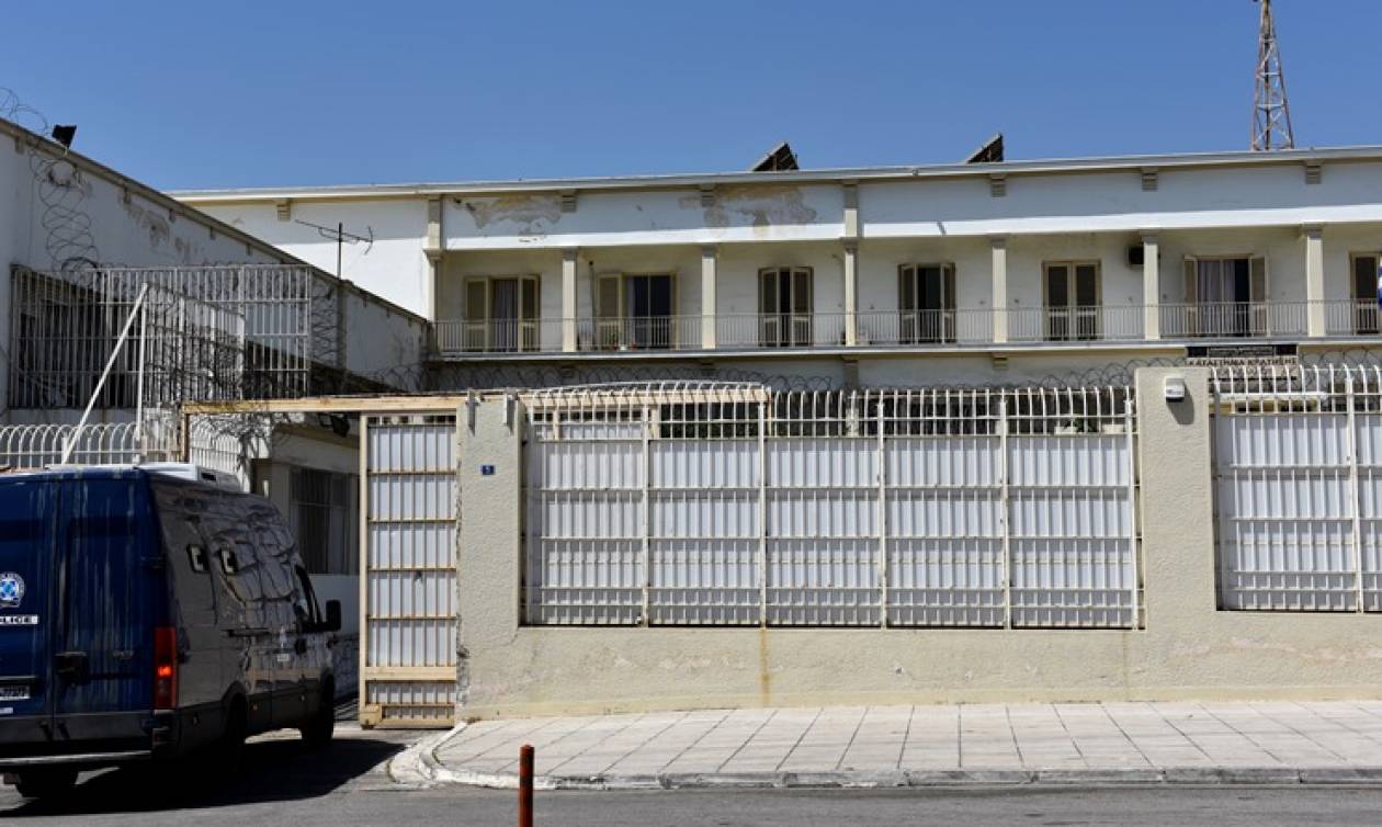 Φάρσα το τηλεφώνημα για βόμβα στις φυλακές Κορυδαλλού (upd)