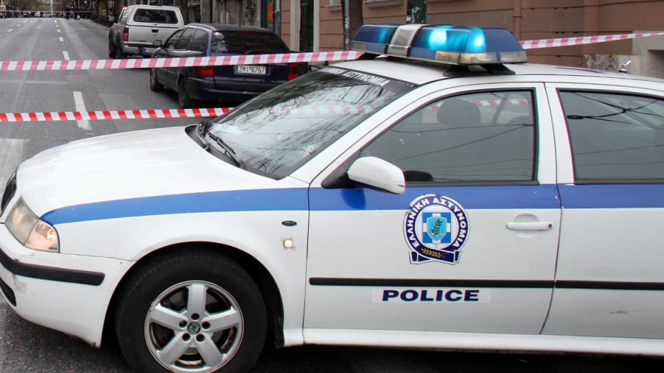 Αυτή είναι η 38χρονη που χτύπησε στο κεφάλι τον άντρα της με μπαλτά (φώτο)