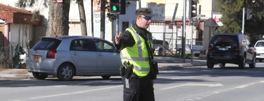 Έφοδος της Τροχαίας για τις κόντρες στα Λιμανάκια