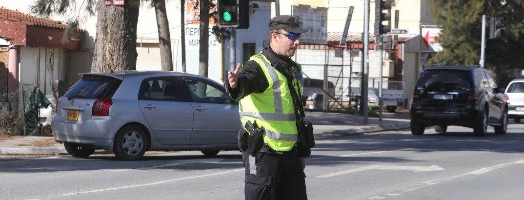 Έφοδος της Τροχαίας για τις κόντρες στα Λιμανάκια