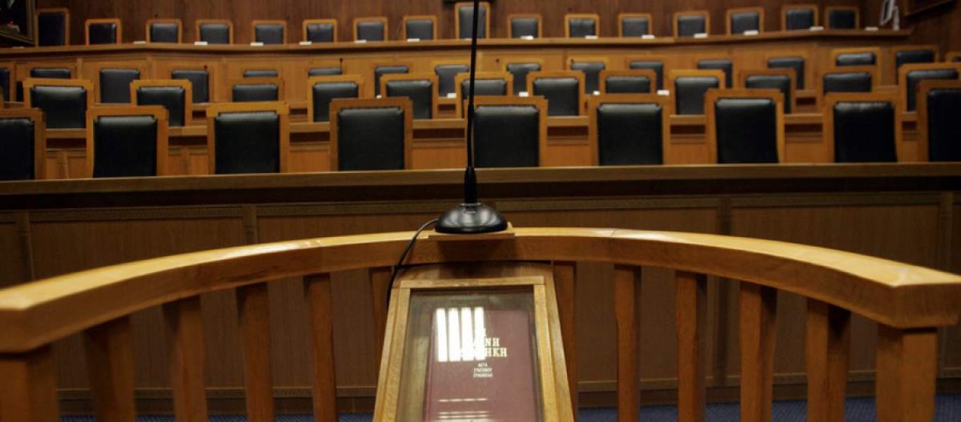 Άλιμος: Χρήματα από πάρανομες αγοραπωλησίες πινάκων βρέθηκαν σε λογαριασμούς δημοτικών συμβούλων του Δημάρχου! (φωτό)
