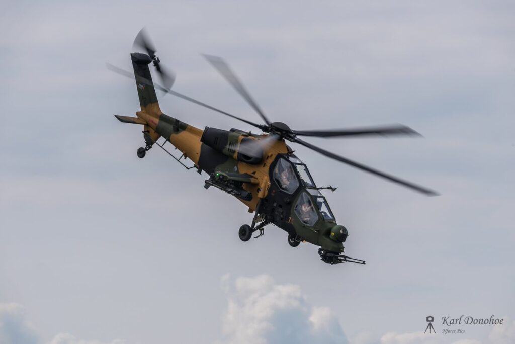 Βίντεο: Τουρκικά επιθετικά ελικόπτερα κατά Κούρδων ανταρτών