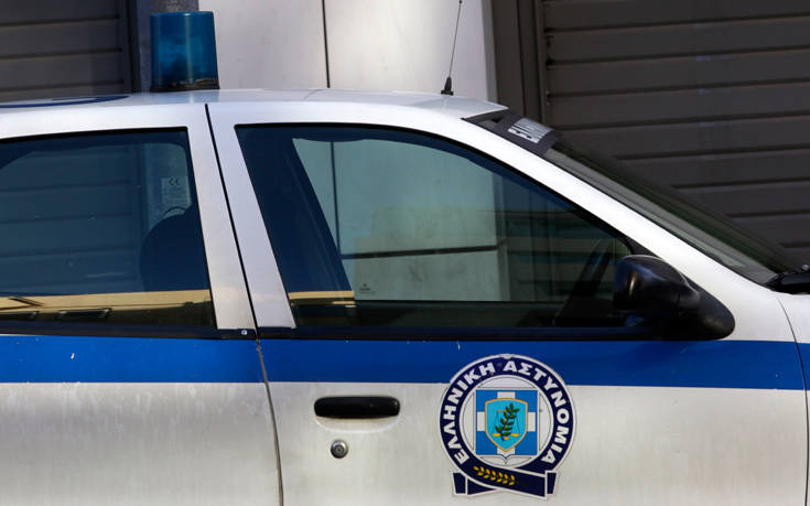 Λήστεψαν μέχρι και μαθητές στην Αθήνα: Άγνωστοι «άδειασαν» το λεωφορείο που τους μετέφερε