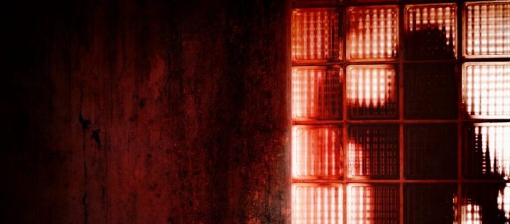 Η «γυναίκα με τα 1.000 πρόσωπα» – Σκότωσε & τσιμέντωσε στο τζακούζι του σπιτιού της Έλληνα επιχειρηματία (φώτο-βίντεο)