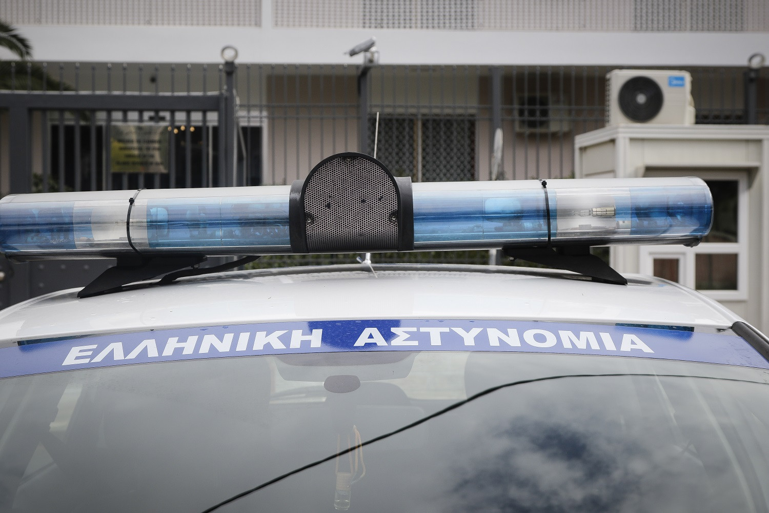 Άγνωστοι τοποθέτησαν γκαζάκια στο 4ο ΚΑΠΗ Τρικάλων