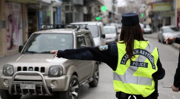 Πέλλα: Εξάρθρωσαν σπείρα απατεώνων με τα τροχαία