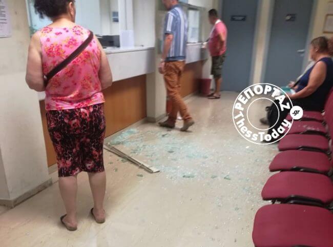 Τον ταλαιπωρούσαν 10 ημέρες για ένα χαρτί και έπαθε αμόκ: Έκανε «γυαλιά καρφιά» το ΙΚΑ Τούμπας