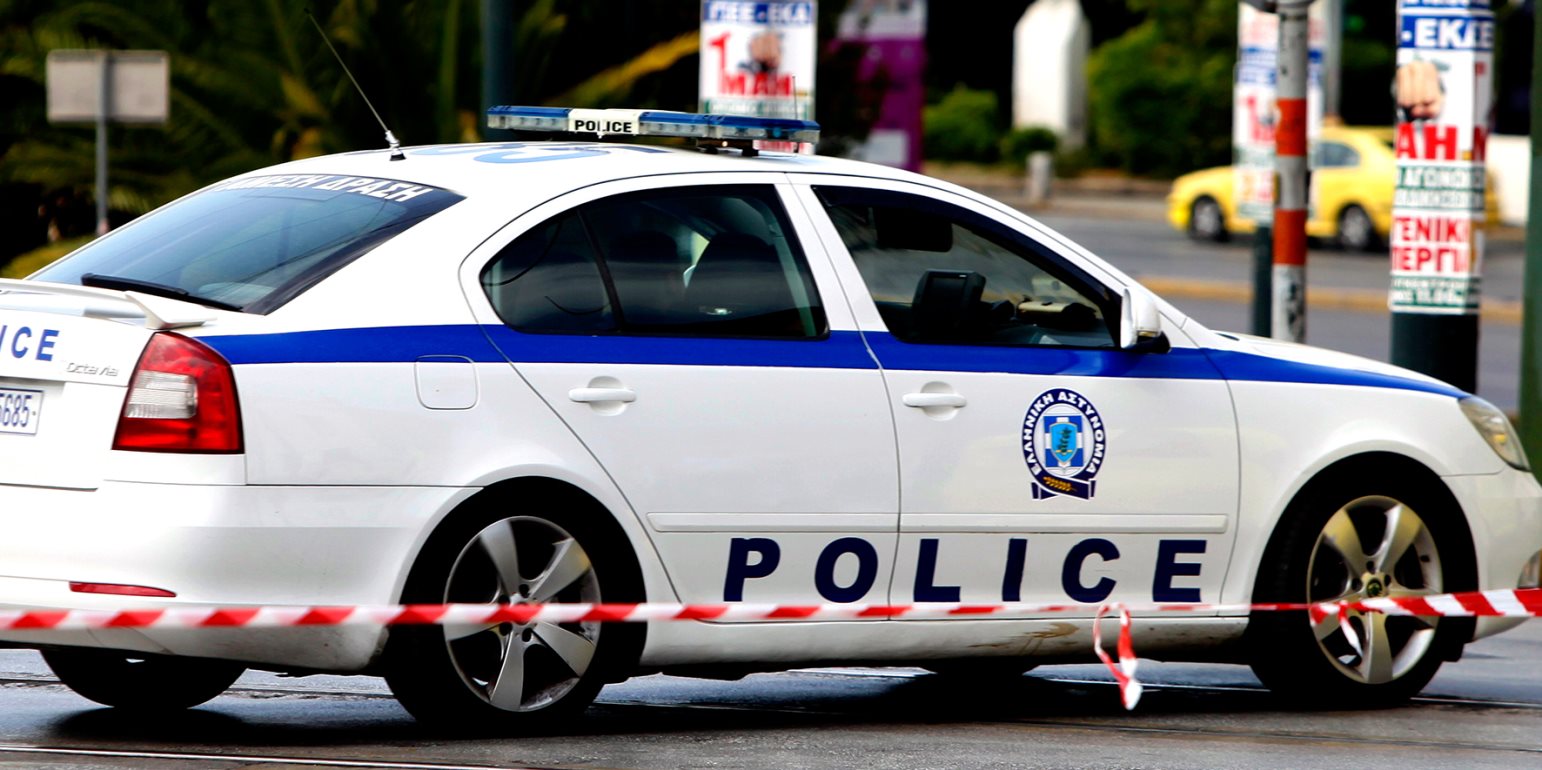 Στη δημοσιότητα τα πρόσωπα της 30μελούς σπείρας που διέπραξε πολυάριθμες απάτες στην Αττική (φώτο)