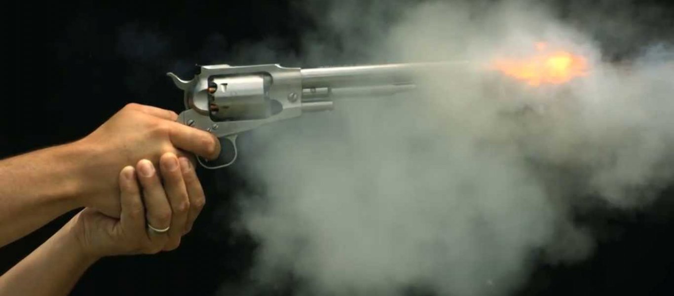 Αναστάτωση και κινητοποίηση ισχυρών αστυνομικών δυνάμεων στη Θεσσαλονίκη: Μέθυσε και πυροβόλησε στον αέρα