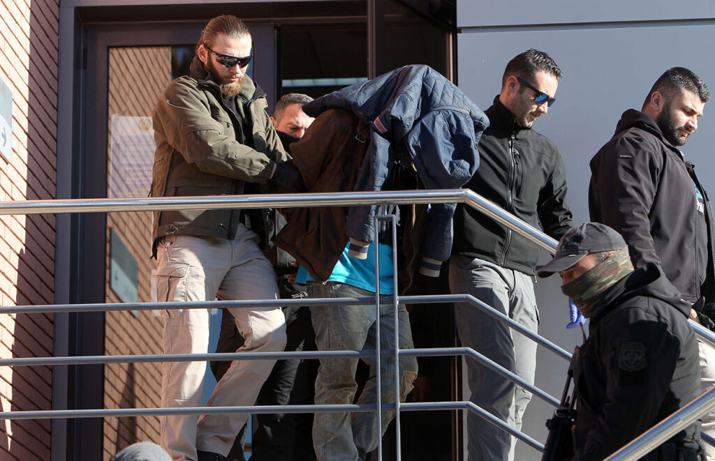 Δικαιολογείται ο 53χρονος για την επίθεση με τσεκούρι: «Διέδιδε ότι έχω δεσμό με την αδελφή της ερωμένης μου»