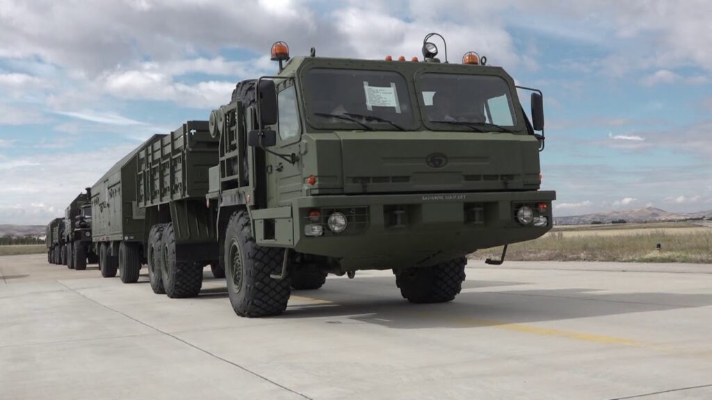 Βίντεο… «υπερπαραγωγή»  των Ρώσων για το 17ο αεροσκάφος φορτωμένο με S-400