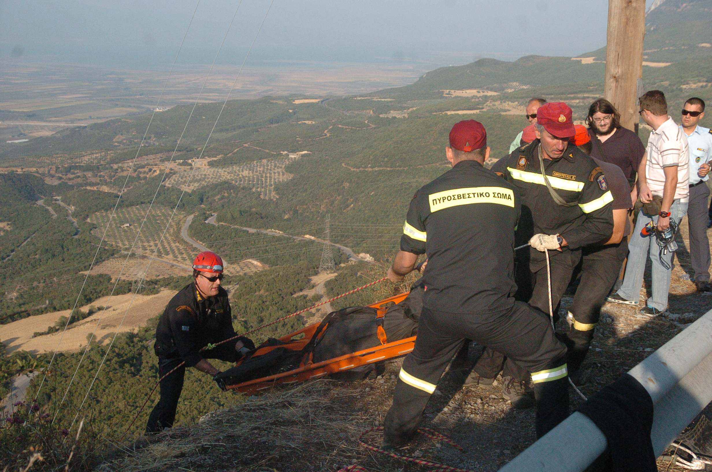 Ορειβάτης έπεσε από πλαγιά στον Ολυμπο -Σε εξέλιξη επιχείρηση της ΕΜΑΚ – Θα στείλουν και ελικόπτερο