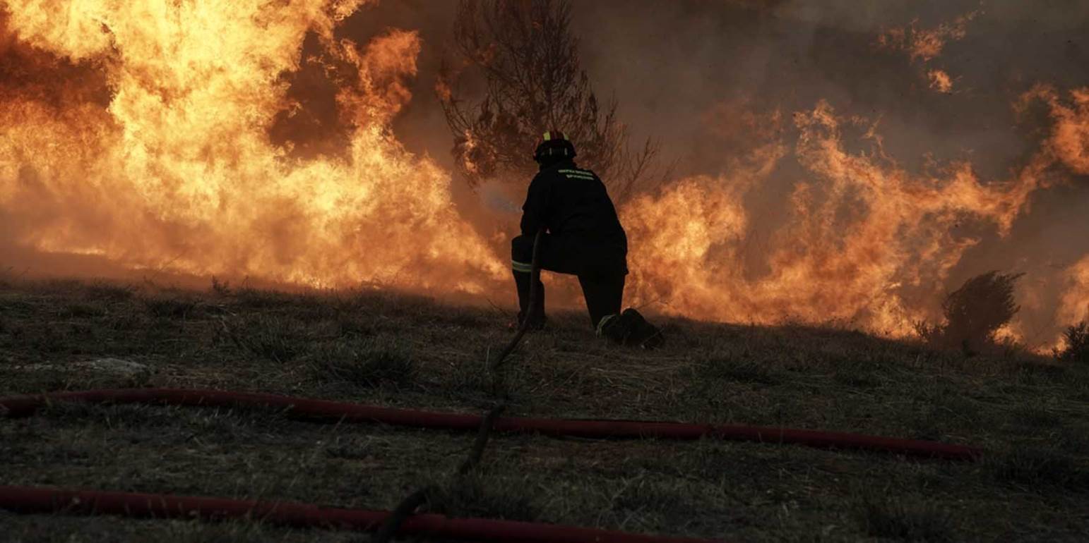 Δείτε ποιες περιοχές έχουν χαρακτηριστεί ως επικίνδυνες για πυρκαγιά την Τρίτη