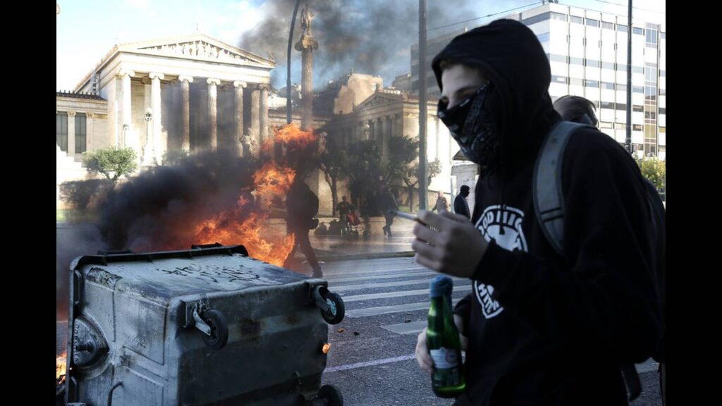 Α. Γρηγορόπουλος: Kάλεσμα για συγκέντρωση διαμαρτυρίας, αύριο το βράδυ στις 20:00 στα Εξάρχεια