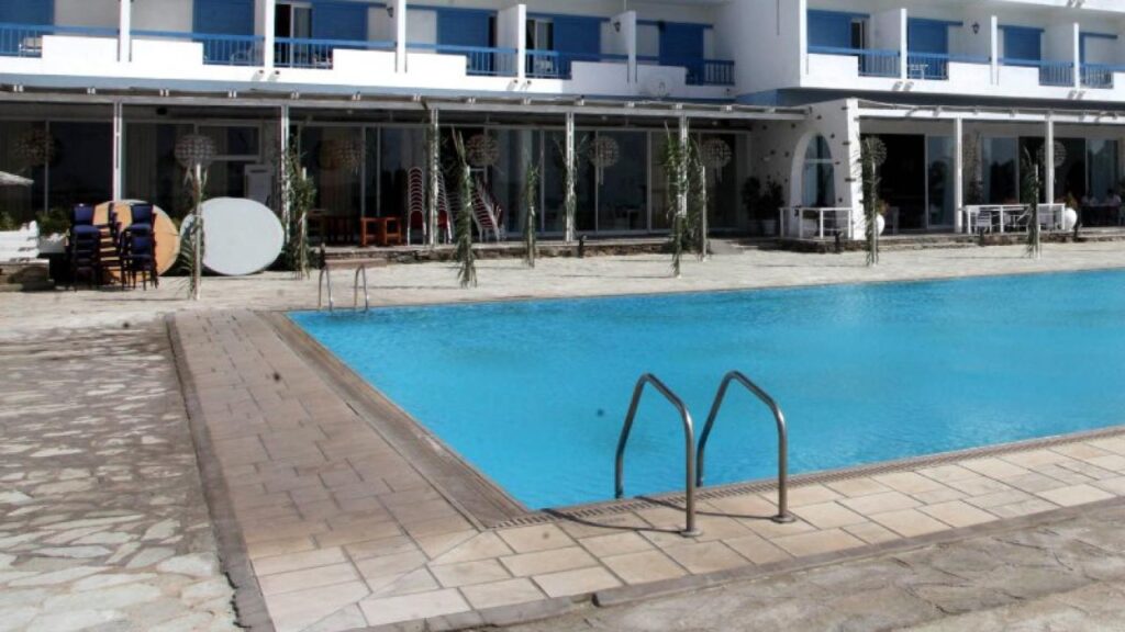 Τραγωδία στη Ρόδο: «Πήγα στην πισίνα και είδα το ένα κορίτσι να επιπλέει» – Τι λέει ο ναυαγοσώστης (βίντεο)