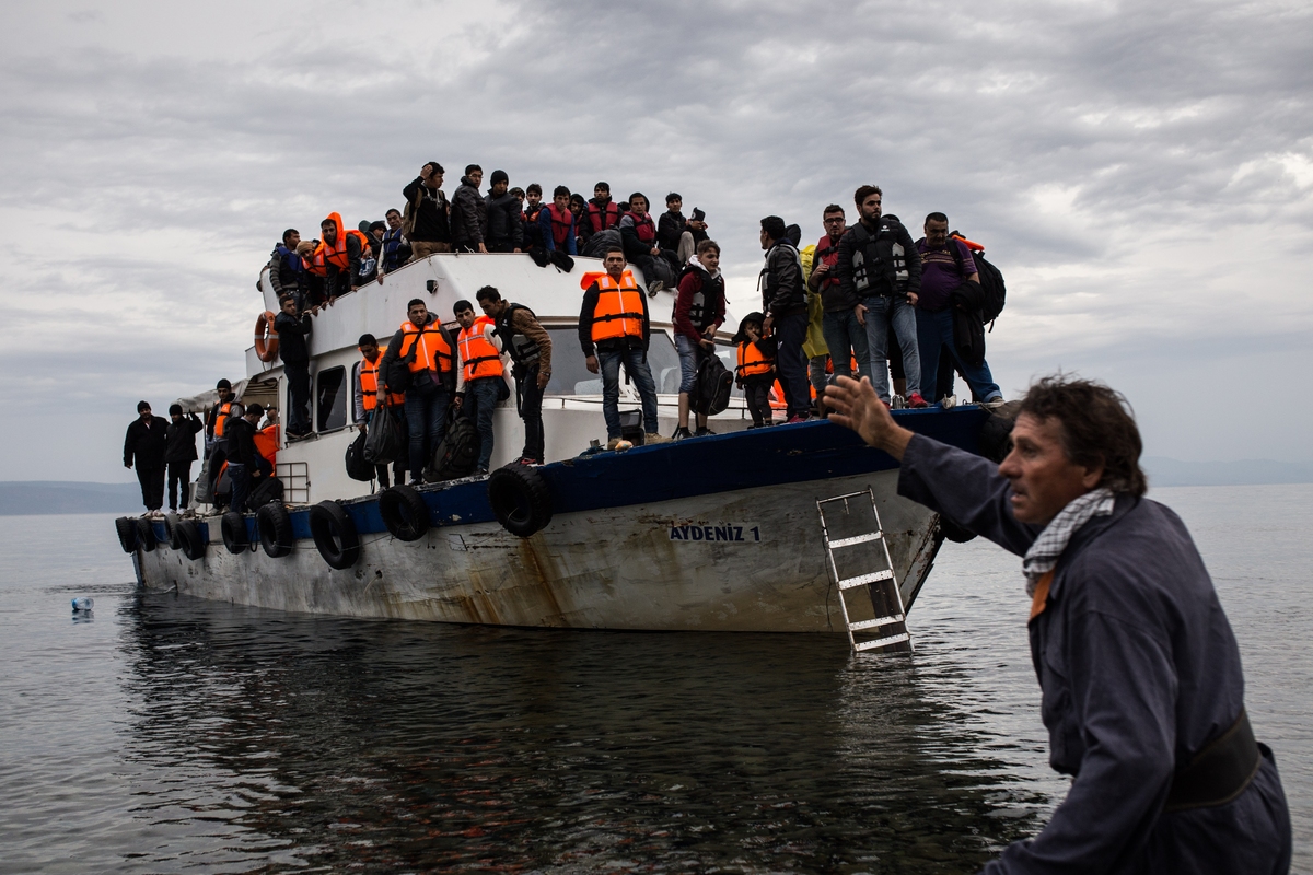 Έσπασαν κάθε ρεκόρ οι παράνομοι μετανάστες στα ελληνικά νησιά – Οι υψηλότερες ροές από το 2015