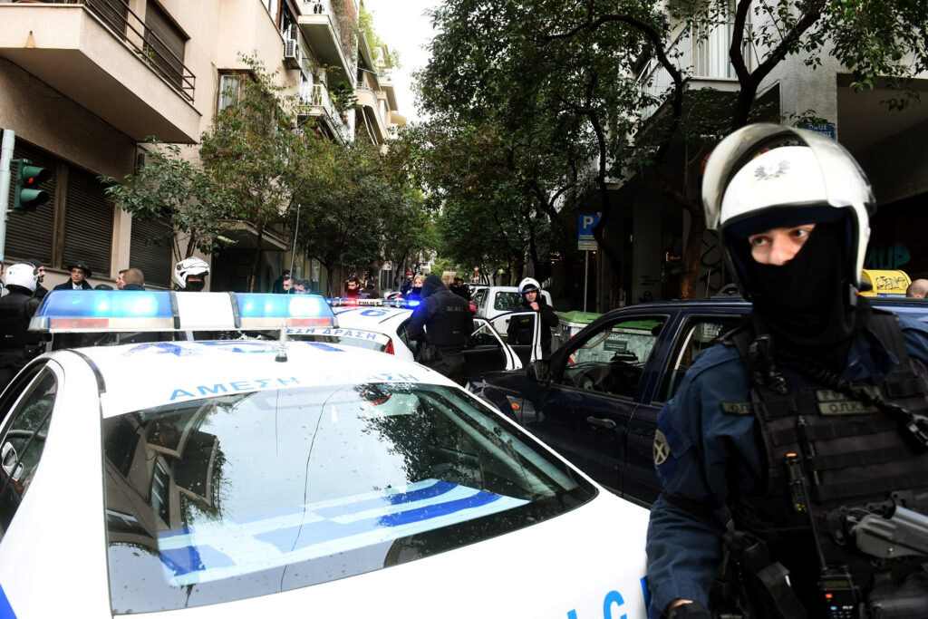 Δόγμα «Νόμος & Τάξη»: 6 συλλήψεις αλλοδαπών χθες σε Εξάρχεια και ΑΣΟΕΕ