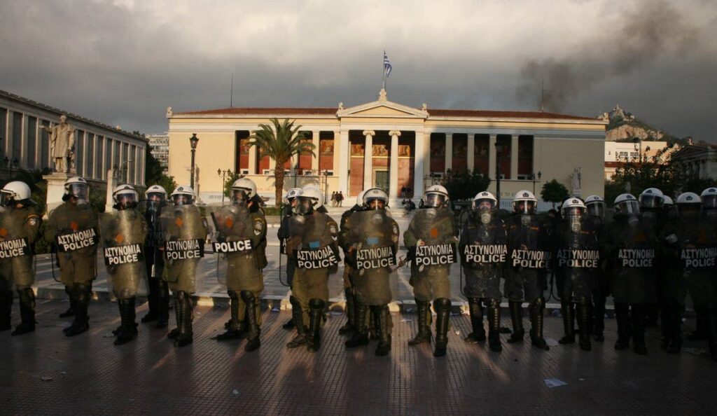 Πανεπιστημιακό άσυλο: Το εγχειρίδιο επέμβασης της ΕΛ.ΑΣ. σε Πολυτεχνείο, ΟΠΑ, ΑΠΘ και Πάντειο