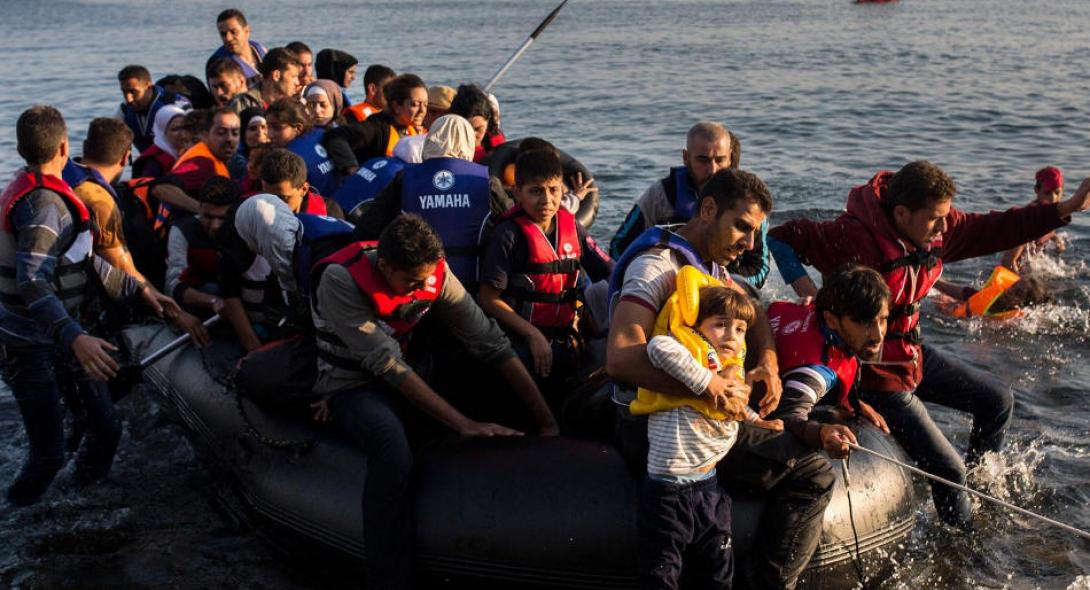 Συνεχίζεται η εισβολή: 300 αλλοδαποί μέσα σε 24ώρες σε Λέσβο