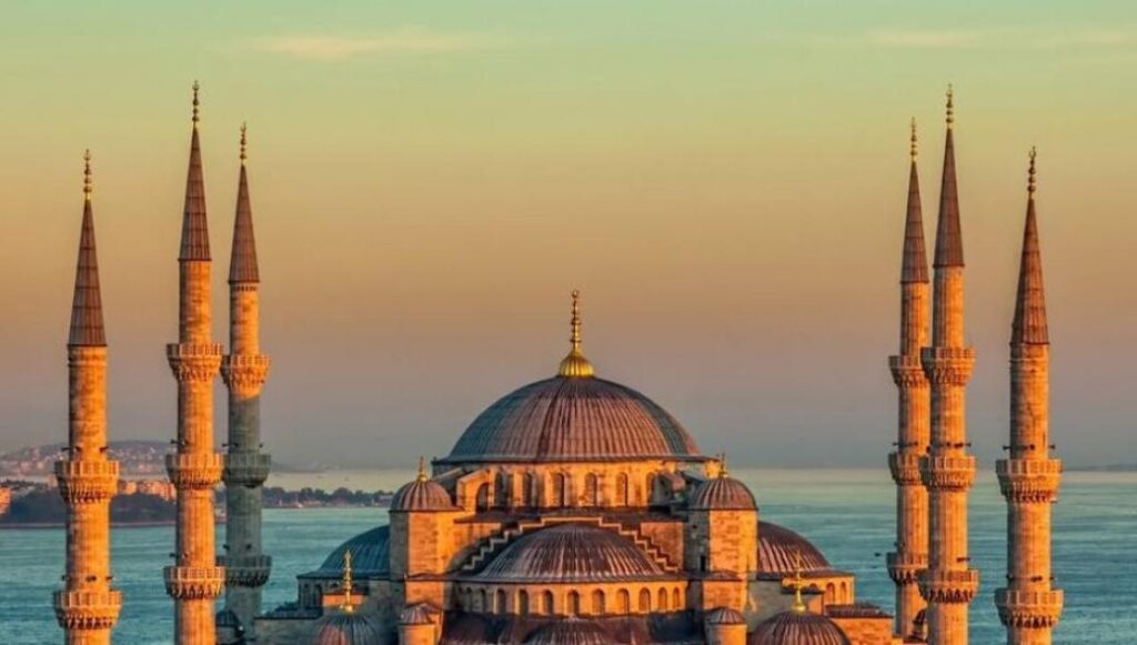 Κωνσταντινούπολη: Κατεδαφίζεται το πρώτο εργοστάσιο μπύρας στην Τουρκία για να γίνει… τζαμί