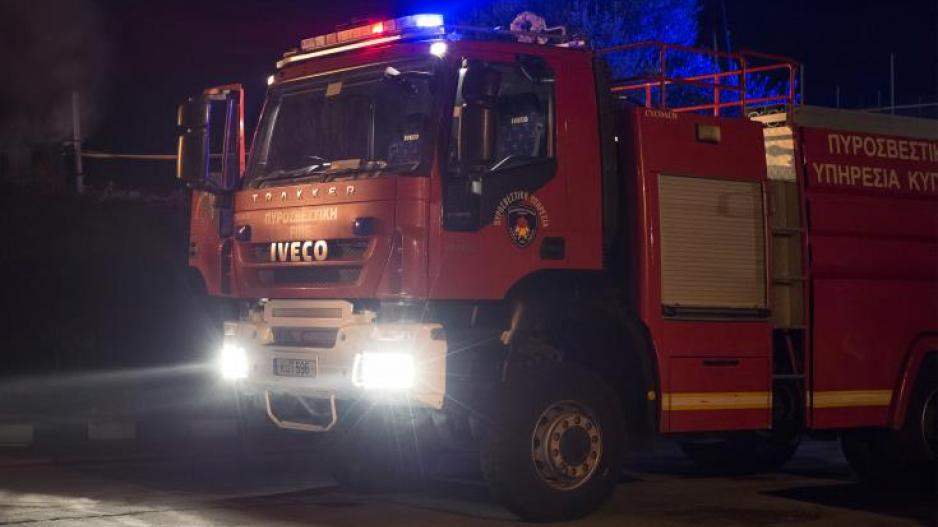 ΕΚΤΑΚΤΟ: Νεκρή γυναίκα από φωτιά σε διαμέρισμα στο Κολωνάκι – Έρευνες για δεύτερο άτομο