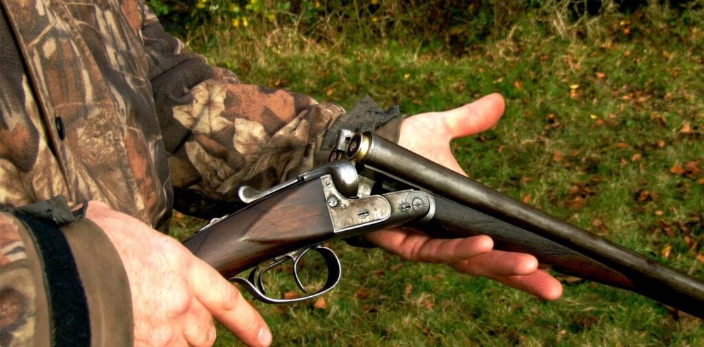 Κι όμως συνέβη – Στόχευε ένα αγριογούρουνο αλλά χτύπησε συγχωριανό του