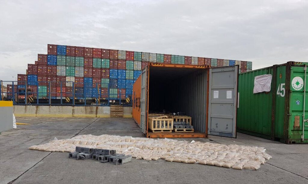 Η Ελλάδα στο στόχαστρο των Λατινοαμερικανικών καρτέλ – Τι δείχνει ο μισός τόνος κοκαΐνης που βρέθηκε στον Πειραιά