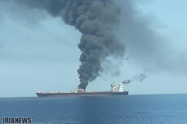 Κτυπήθηκε ιρανικό τάνκερ στην Ερυθρά Θάλασσα – «Του έριξαν δύο πυραύλους» λένε οι Ιρανοί