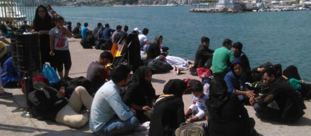 Έρχεται νέο «κύμα» αλλοδαπών στον Πειραιά – Αύριο το πρωί φτάνουν από τη Σάμο άλλοι 700