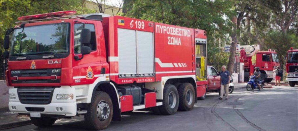 Αμπελόκηποι Αθήνας: Ξέσπασε φωτιά σε ισόγειο πολυκατοικίας