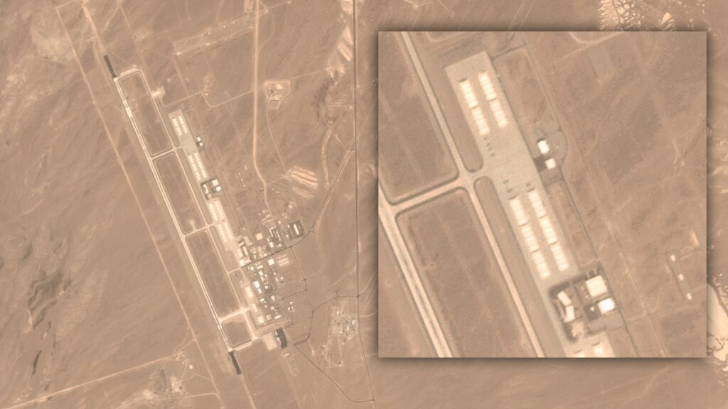 Διέρρευσαν δορυφορικές φωτογραφίες μίας μυστικής αμερικανικής αεροπορικής βάσης (φωτο)