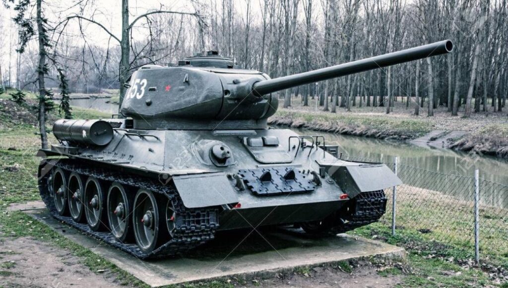 Εκπληκτικό: Δείτε πως ελίσσεται ένα άρμα μάχης T-34 σήμερα!