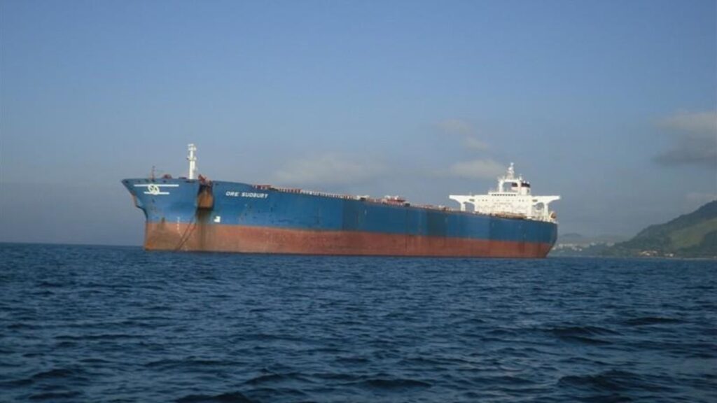 Φορτηγό πλοίο με πλήρωμα 14 αλλοδαπούς ναυτικούς πλέει ακυβέρνητο μεταξύ Ρόδου και Καρπάθου