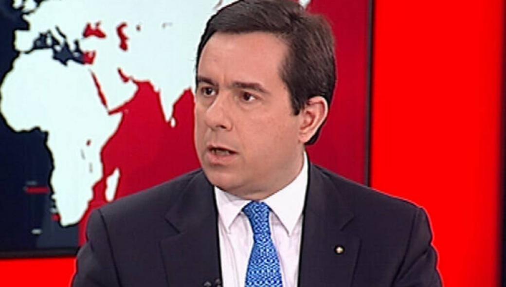 Μεταναστευτικό: Ανοιγοκλείνουν τις «δομές» – Μηταράκης: Κλείνουν οι δομές σε Χίο, Μυτιλήνη και Σάμο και… ανοίγουν άλλες