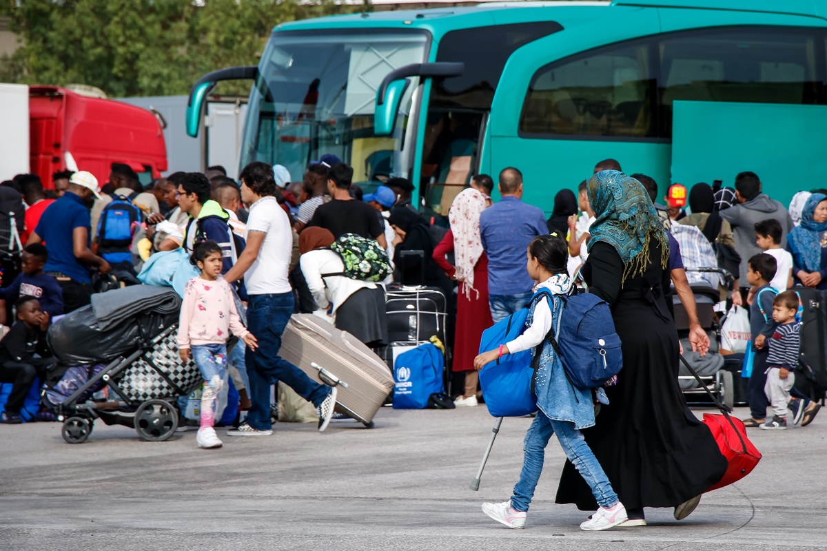 Νέα αποτρόπαια υπόθεση κακοποίησης ανήλικου από «πρόσφυγες»: Ζευγάρι Ιρακινών σκότωσε το 2,5 ετών παιδί τους!