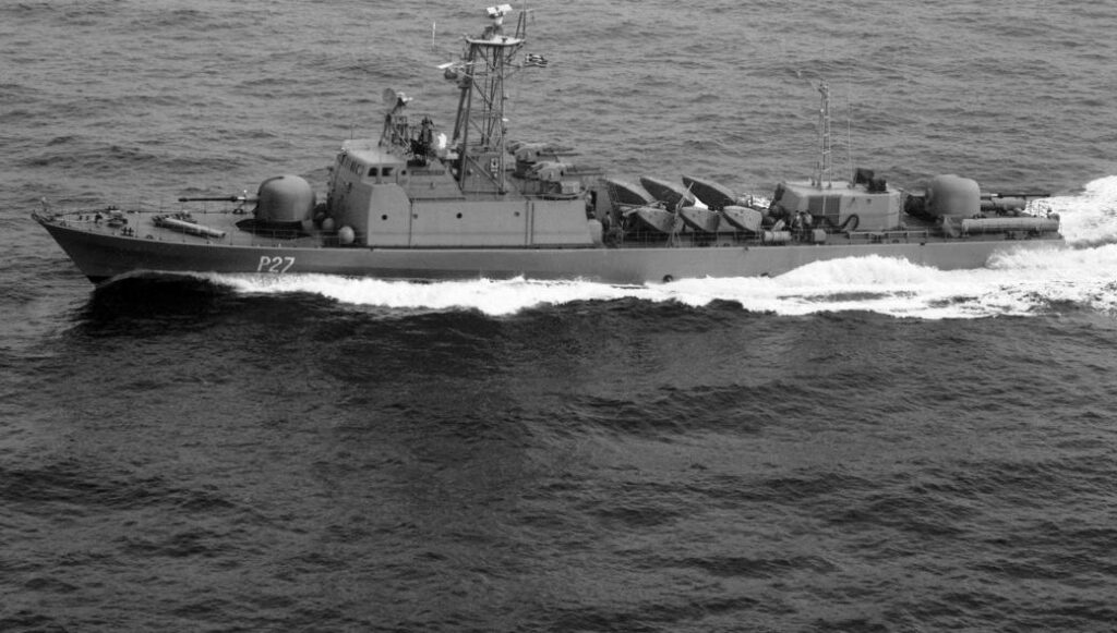 ΠΝ: Βολή τορπίλης των 533 χλστ. από πυραυλάκατο τύπου Combattante IIIB στην άσκηση «ΠΥΡΣΟΣ»