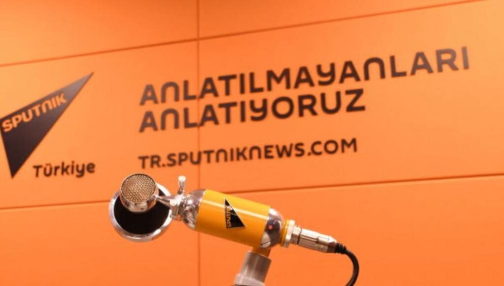 Τουρκία: Αστυνομικοί εισέβαλαν στα γραφεία του Sputnik στην Πόλη – Αφέθηκε ελεύθερος ο αρχισυντάκτης (upd)