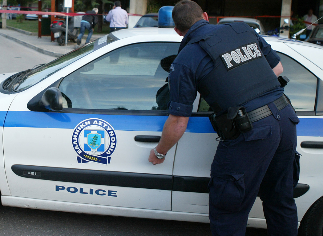 Άγρια συμπλοκή μεταξύ αλλοδαπών στη Νέα Μανωλάδα – Χωρίστηκαν σε ομάδες και ξεκίνησαν τη «μάχη»