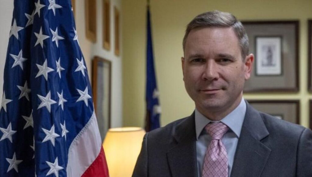 Πρόξενος των ΗΠΑ στην Θεσσαλονίκη: «Είμαστε στην Ελλάδα και δεν πάμε πουθενά…»