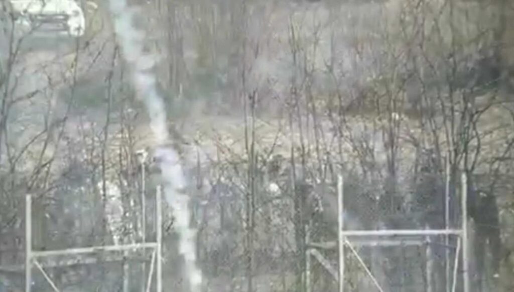 Βίντεο: Οι Τούρκοι μετέφεραν εκσκαφέα στον Έβρο!