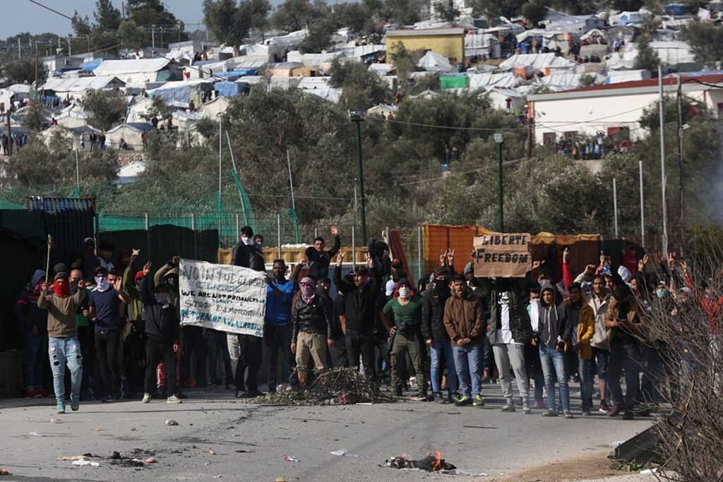Λέσβος: Στέλνουν στο δικαστήριο κατοίκους που φέρεται να επιτέθηκαν σε μέλη ΜΚΟ