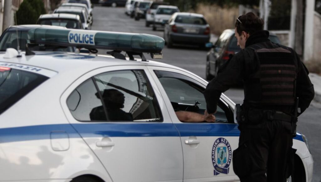 Ο κορωνοϊός αυξάνει τις περιπολίες της ΕΛ.ΑΣ